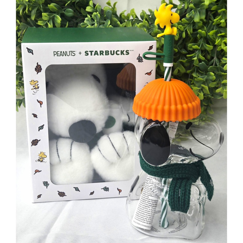 Starbucks x Peanuts Snoopy Glass Cold Cup & Barista Plush Box Set Lot Fall 2026